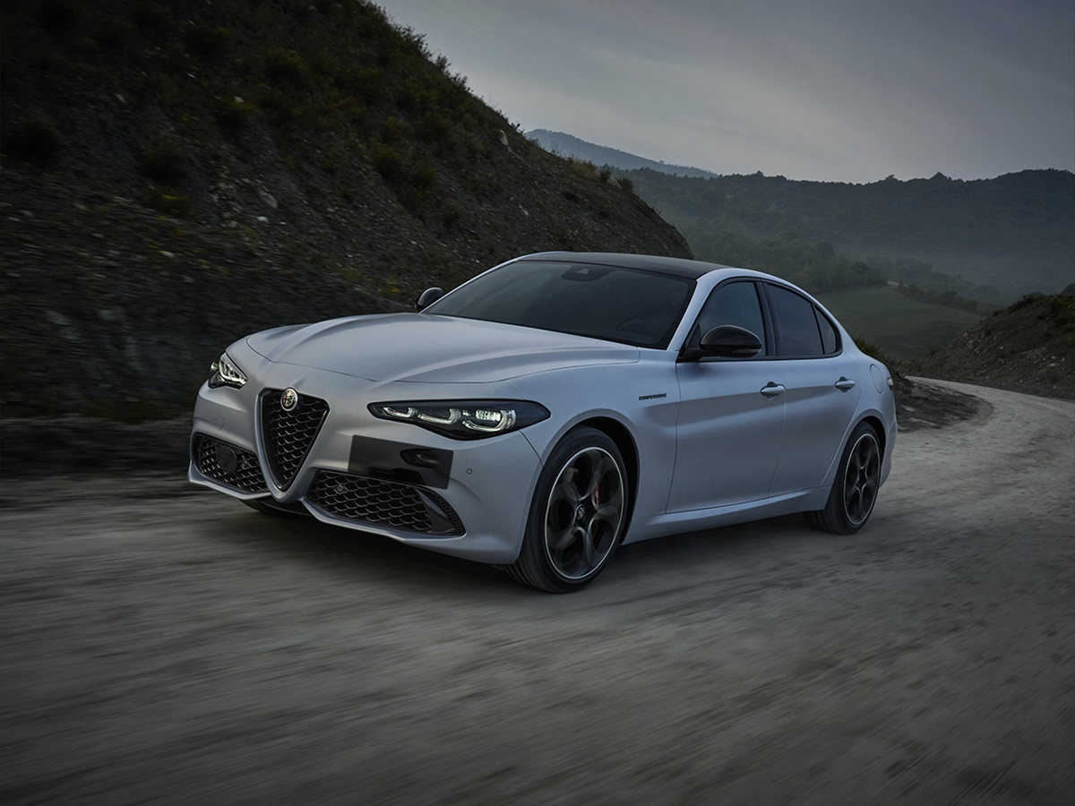 Foto - Alfa Romeo Giulia 2.0gme veloce awd aut 4d