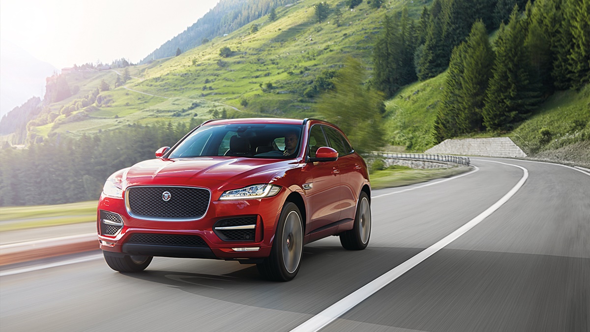 Foto - Jaguar F-Pace 2.0d e-performance pure 5d