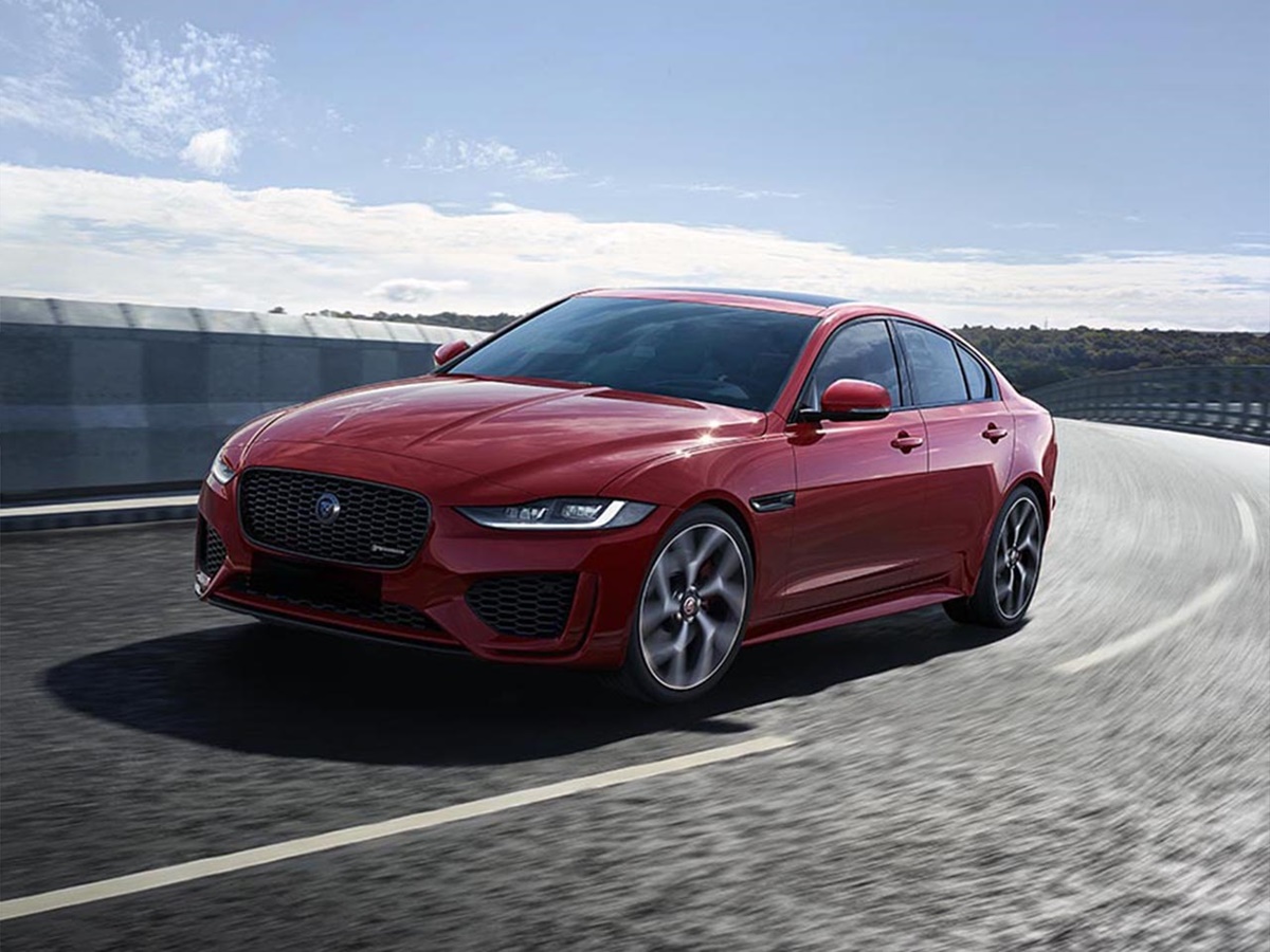 Foto - Jaguar XE d200 mhev r-dynamic hse aut 4d