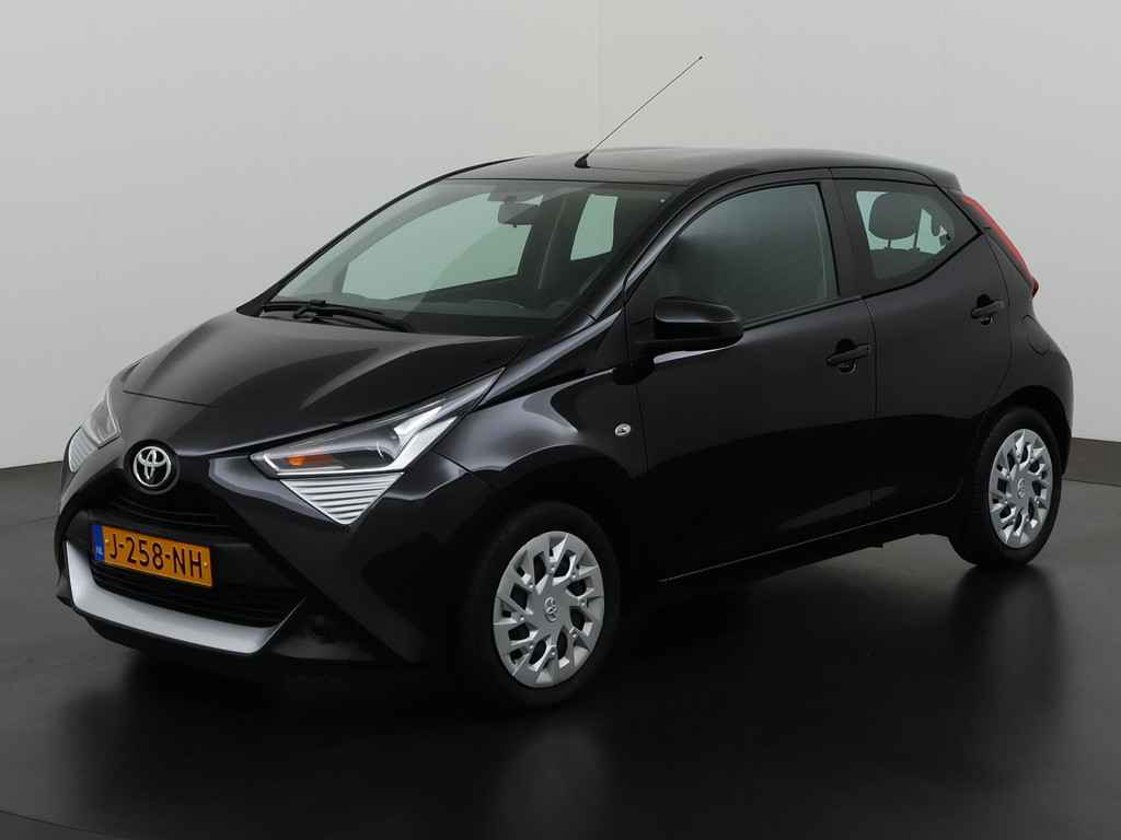 Foto - Toyota Aygo 1.0 VVT-i x-play