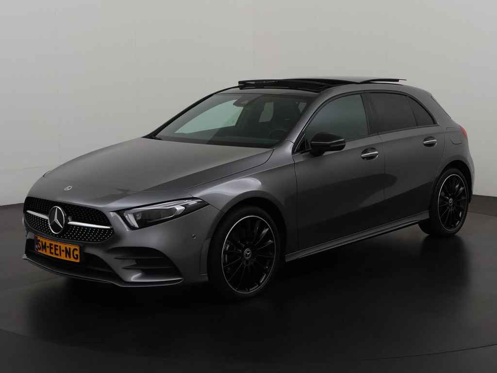 Foto - Mercedes-Benz A250e A 250e Premium Plus AMG Night