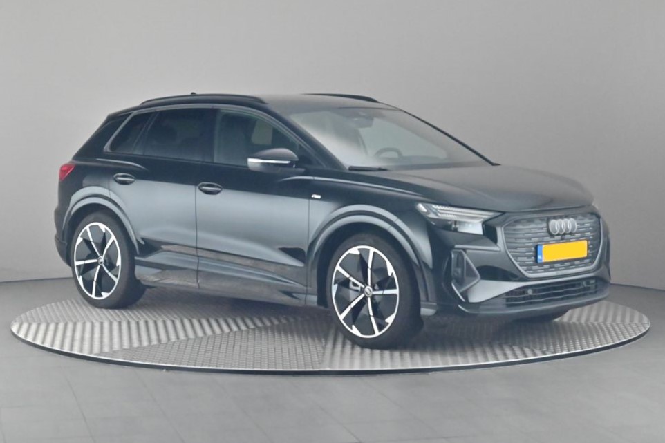 Foto - Audi Q4 e-tron 50 Quattro Launch Edition S-Competition | 220 kW | 299 pk | Automaat | 5d | VOORRAAD |