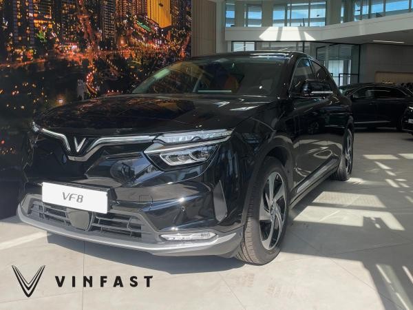 Foto - VinFast VF8 Eco| Jet Black |🔋⚡️ 10 jaar garantie - 4x4 - Scope. ADAS-pakket⚡️