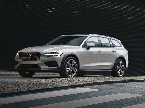 Foto - Volvo V60 Cross Country 2.0b5 mhev core awd geartronic aut 5d